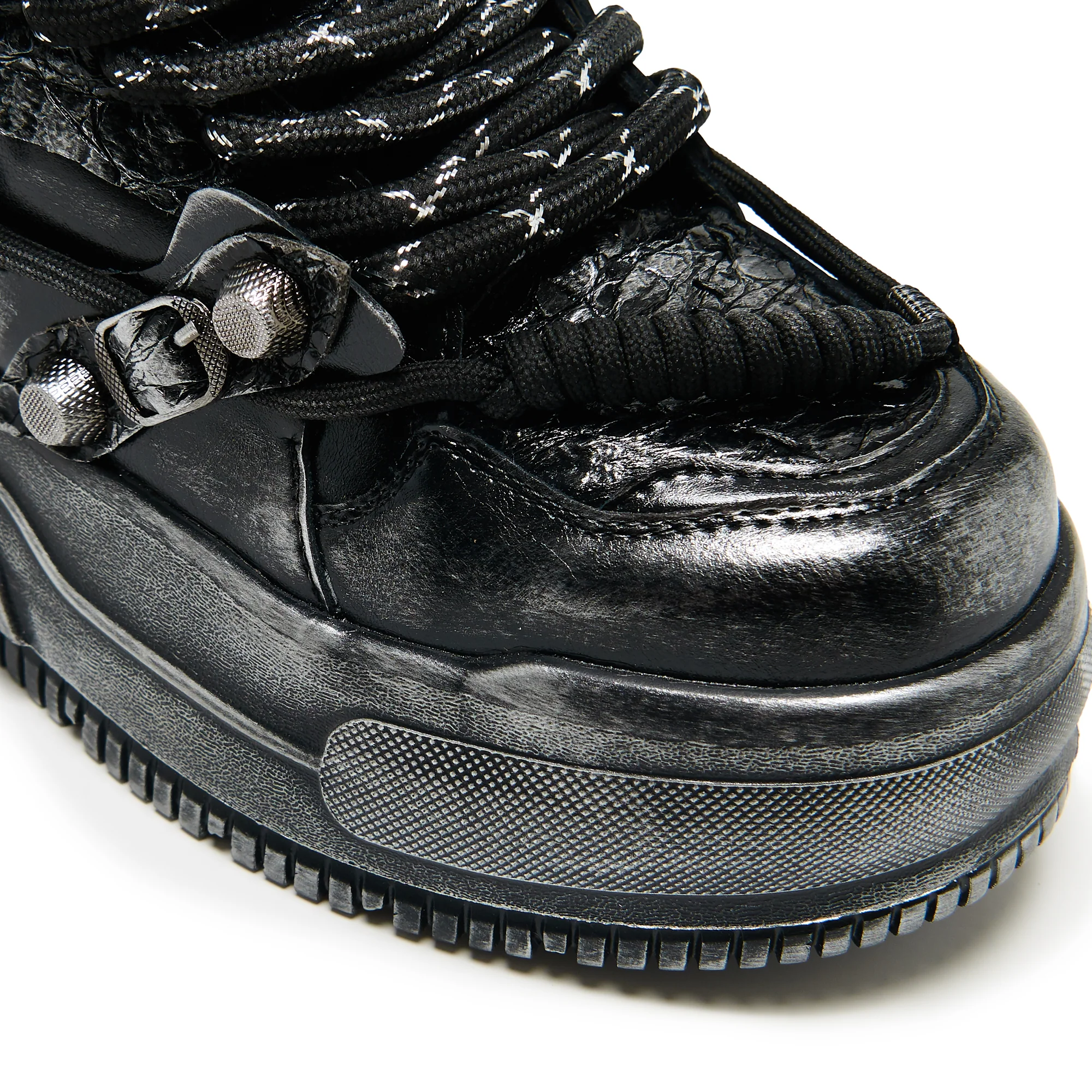 Metamorphis Distressed Platform Trainer – Bild 3